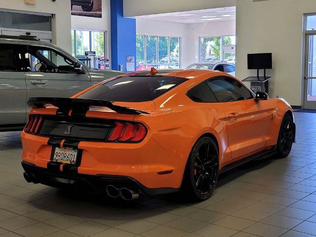 Certified 2021 Ford Mustang Shelby GT500 w/ Technology Package RWD image 4