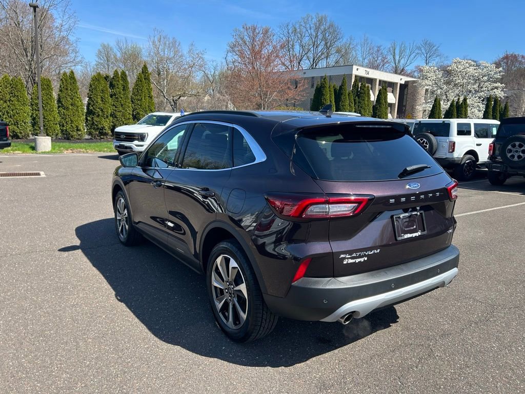 Certified 2023 Ford Escape Platinum image 5