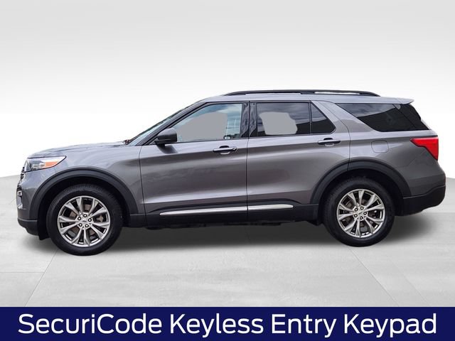 Certified 2023 Ford Explorer XLT w/ Equipment Group 202A AWD/4WD image 5