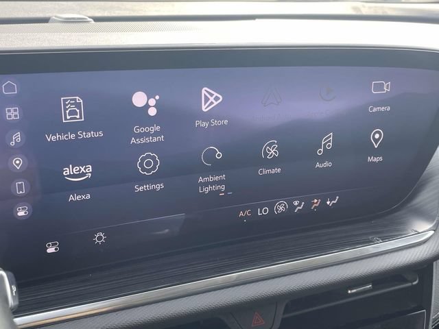 Used 2024 Buick Envision Preferred AWD/4WD image 25