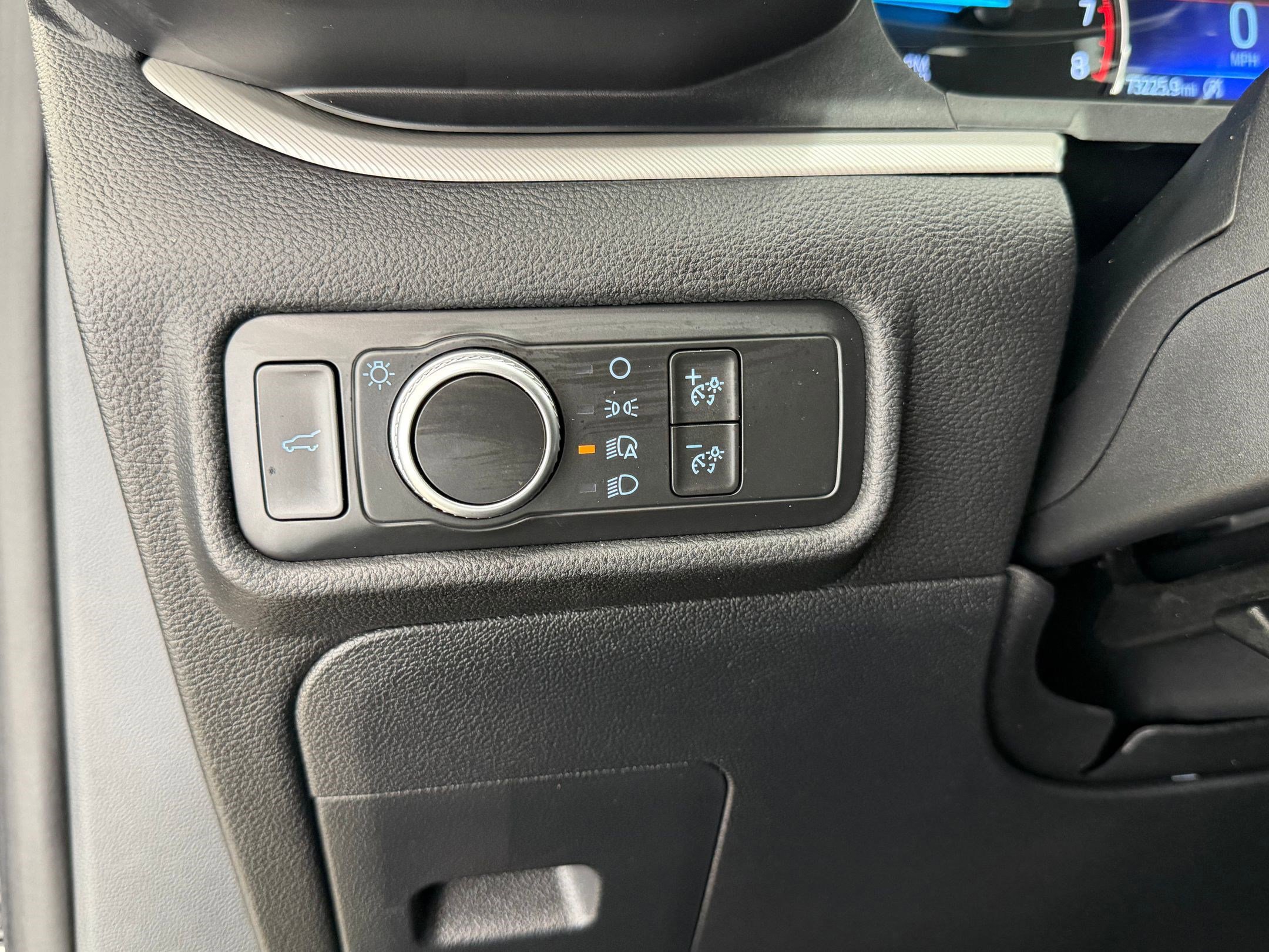 Certified 2020 Ford Explorer XLT image 19