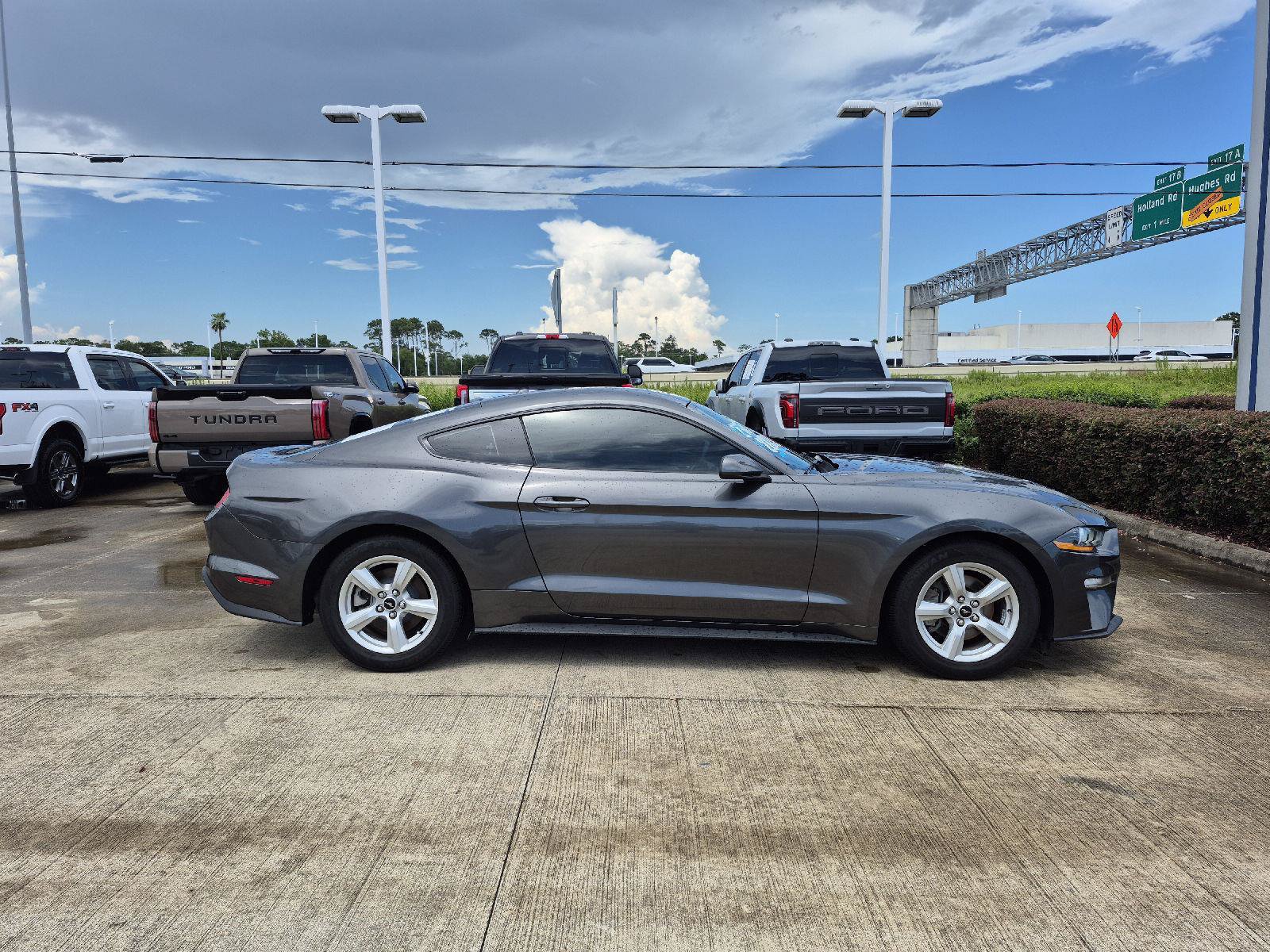 Certified 2019 Ford Mustang Coupe RWD image 8