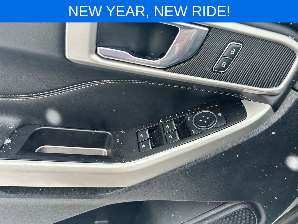 Certified 2022 Ford Explorer XLT image 13