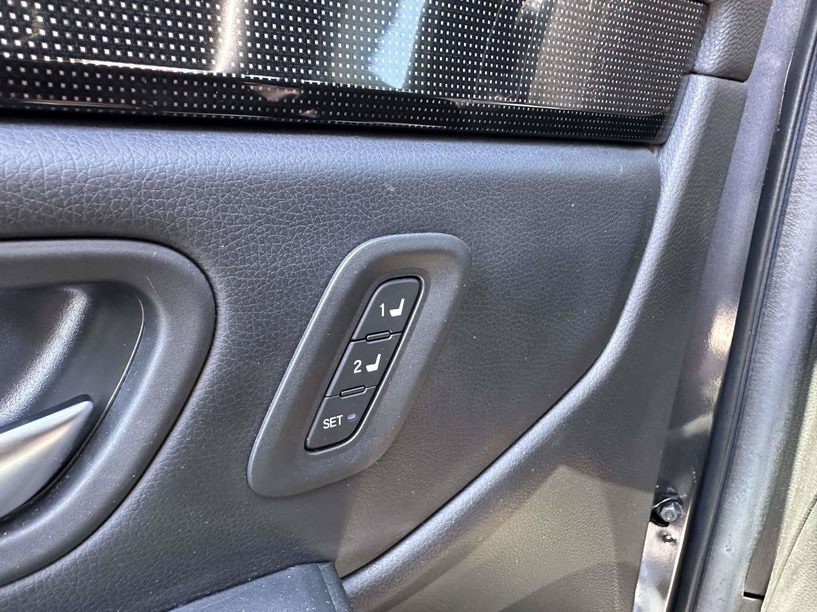 Used 2025 Honda Pilot Black Edition image 34
