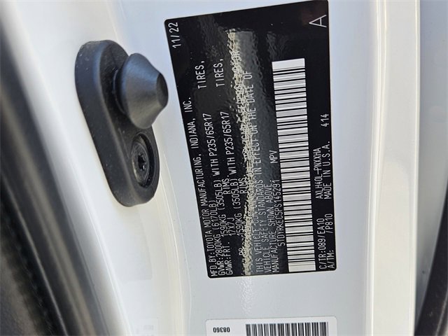 Used 2023 Toyota Sienna XLE image 12
