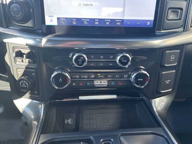 Certified 2022 Ford F150 Lariat w/ Equipment Group 502A High image 29