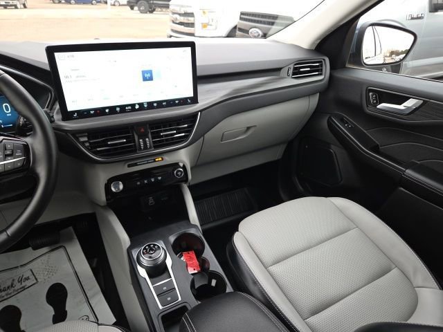 Certified 2025 Ford Escape Platinum image 27