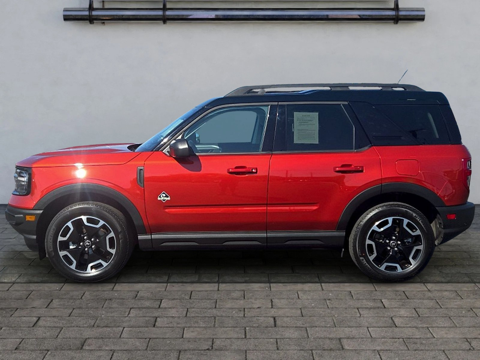 Certified 2023 Ford Bronco Sport Outer Banks AWD/4WD image 6