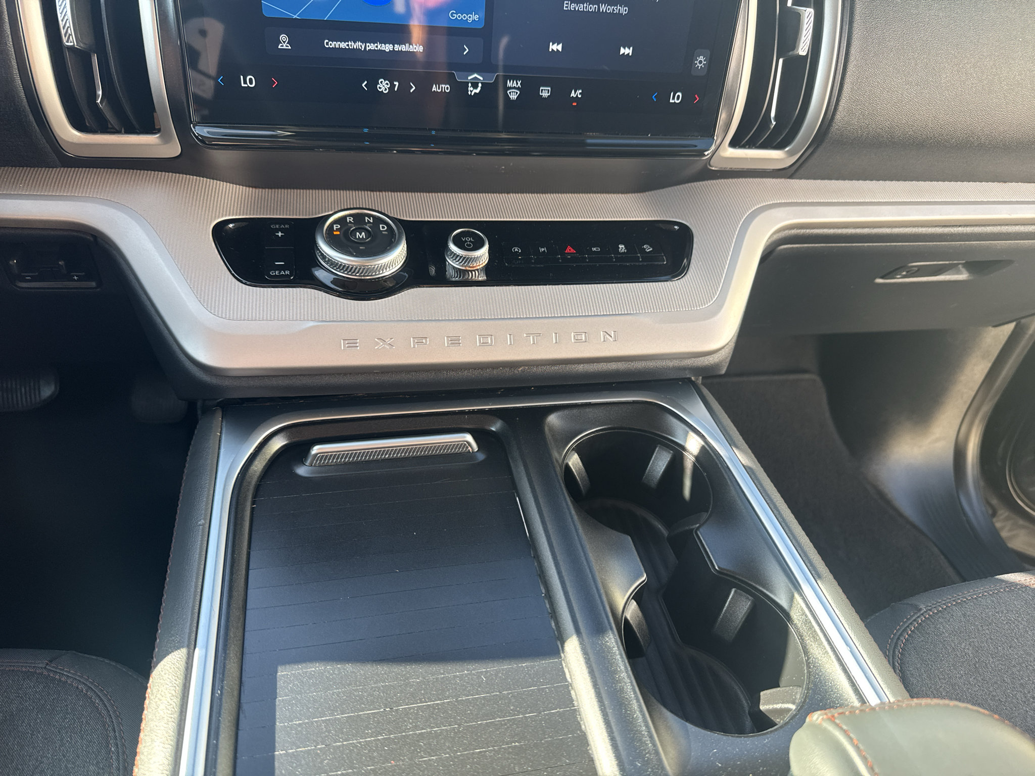 Certified 2025 Ford Expedition Active AWD/4WD image 11