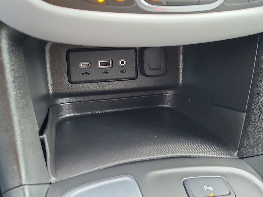 Used 2022 Chevrolet Equinox LT FWD image 31