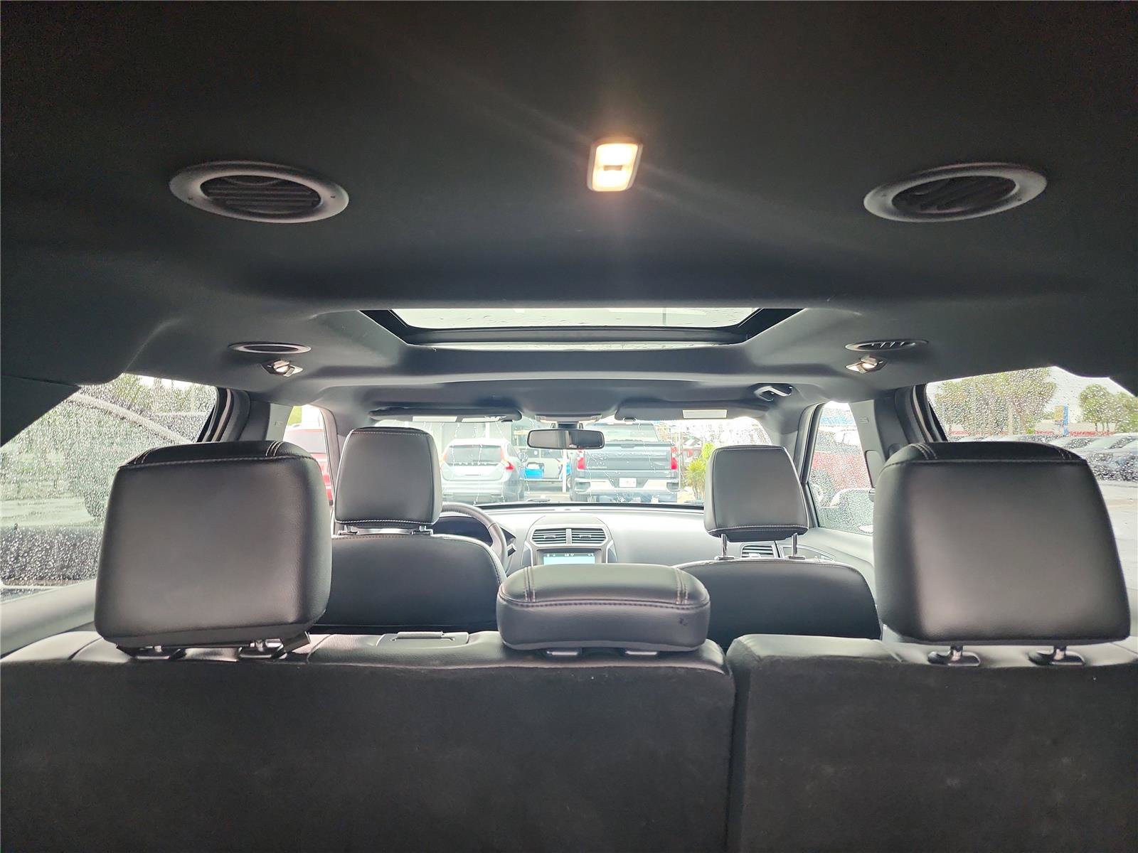 Certified 2018 Ford Explorer Limited w/ Equipment Group 301A AWD/4WD image 20