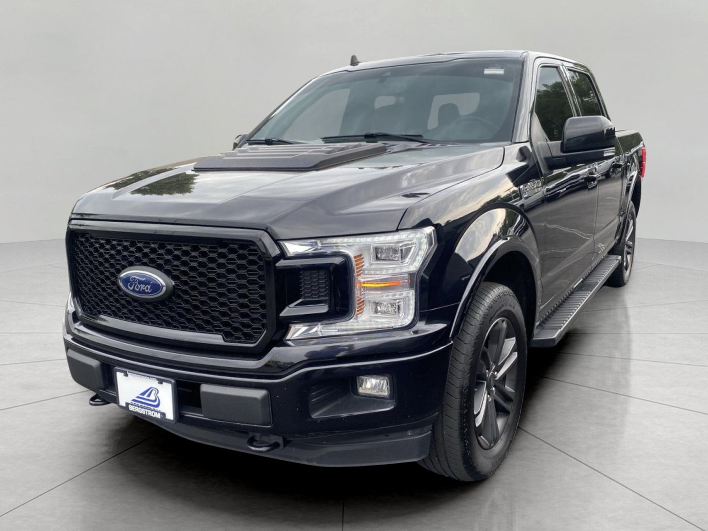 Certified 2020 Ford F150 Lariat w/ Equipment Group 502A Luxury AWD/4WD image 23
