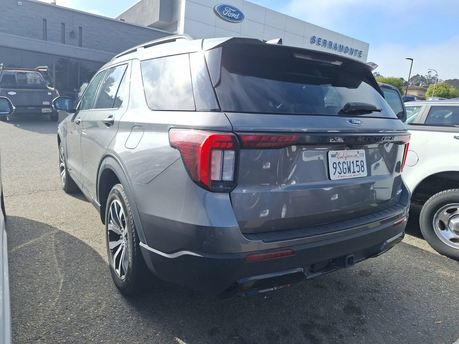 Certified 2025 Ford Explorer ST-Line AWD/4WD image 10