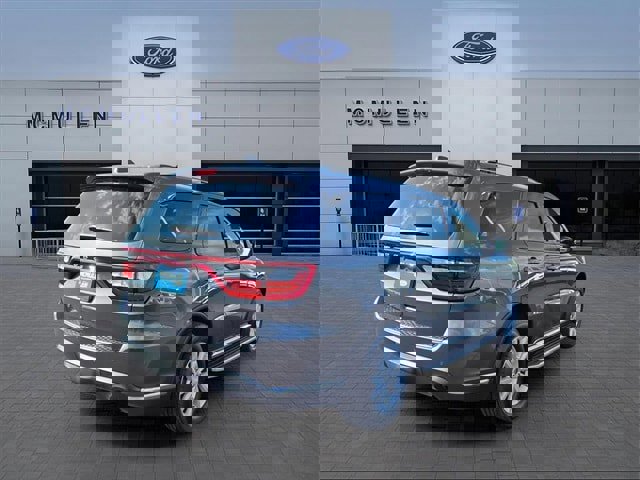 Used 2019 Dodge Durango SXT image 4