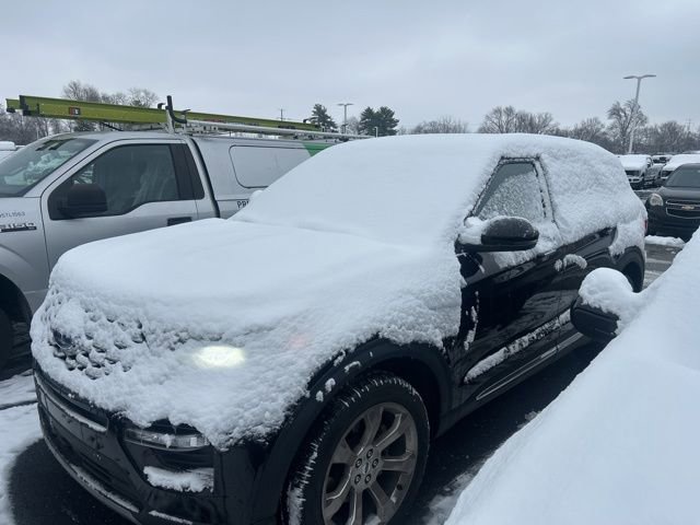 Certified 2020 Ford Explorer Platinum image 4