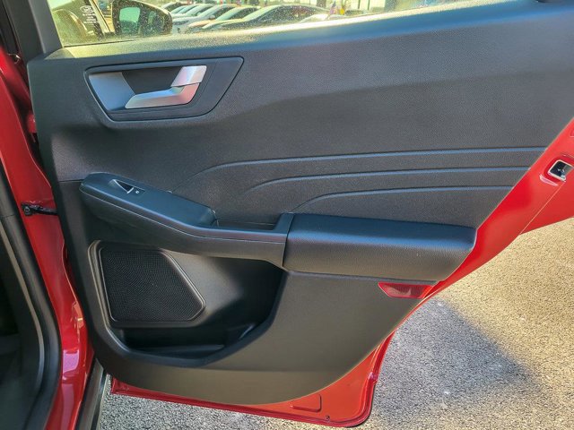 Certified 2023 Ford Escape SE w/ Class II Trailer Tow Package image 29