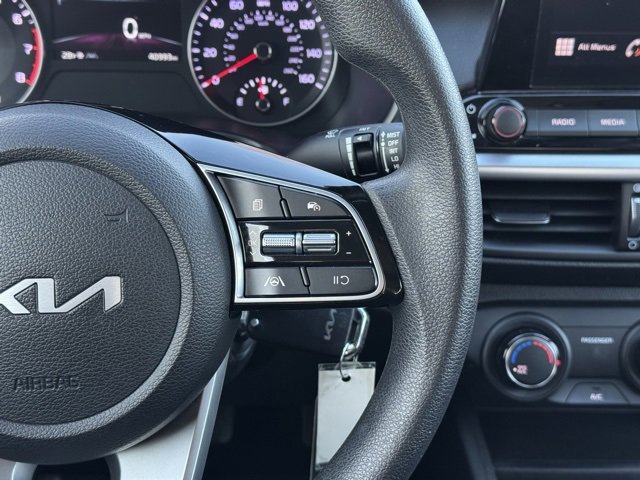 Used 2023 Kia Forte LXS w/ LXS Technology Package image 29