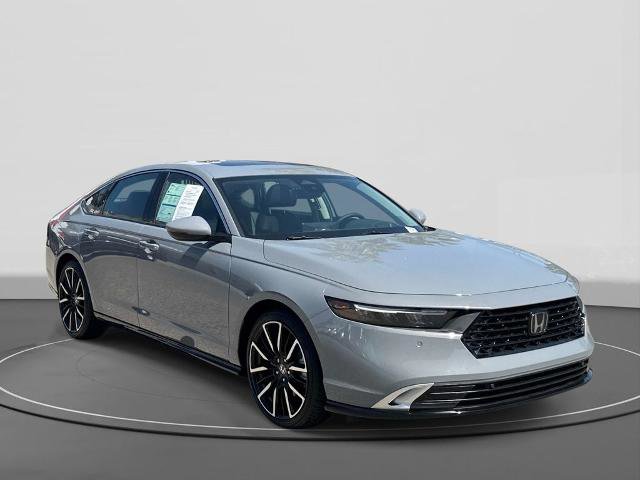 Used 2023 Honda Accord Touring image 5
