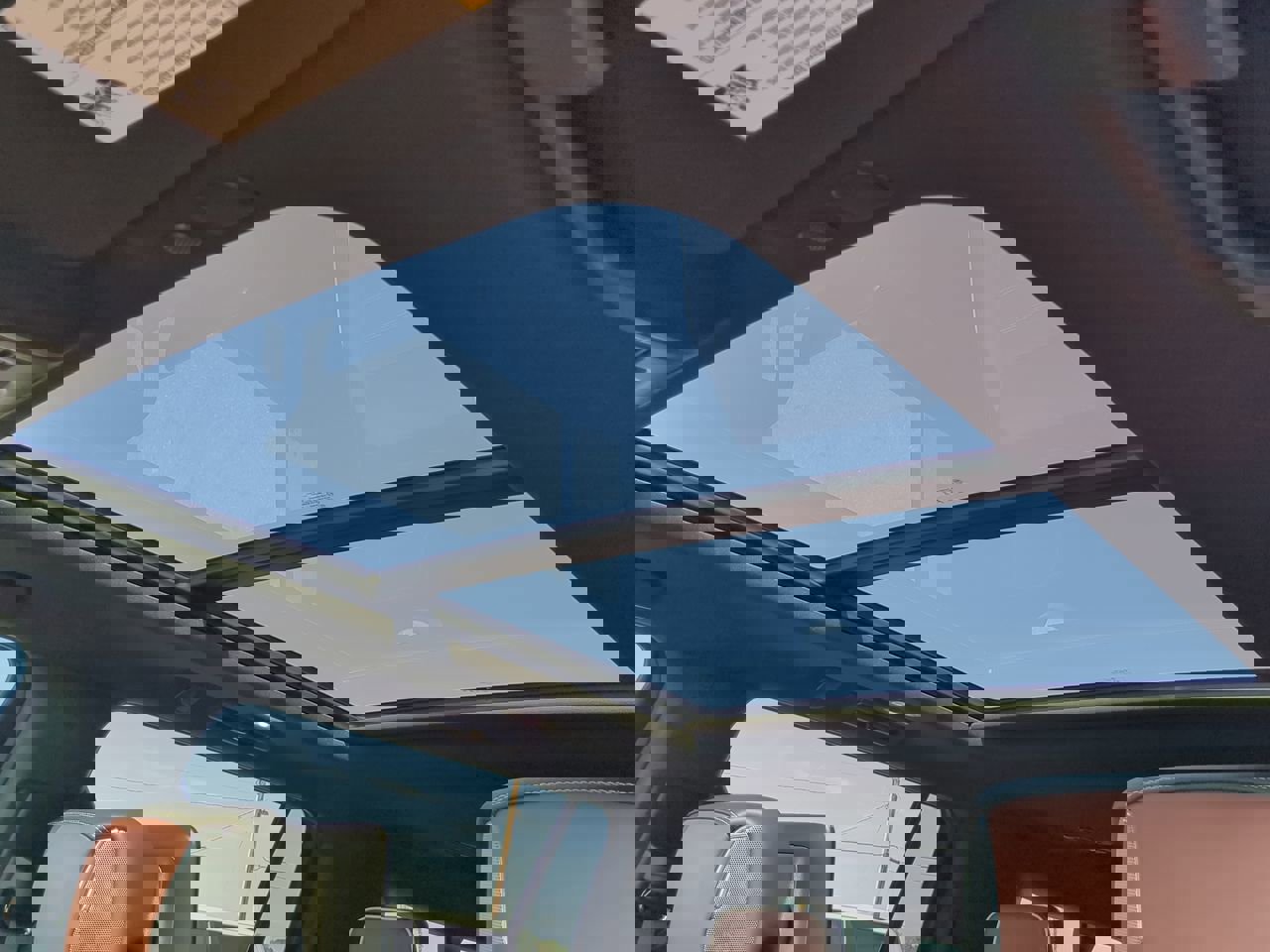 Used 2023 GMC Yukon XL Denali Ultimate image 18