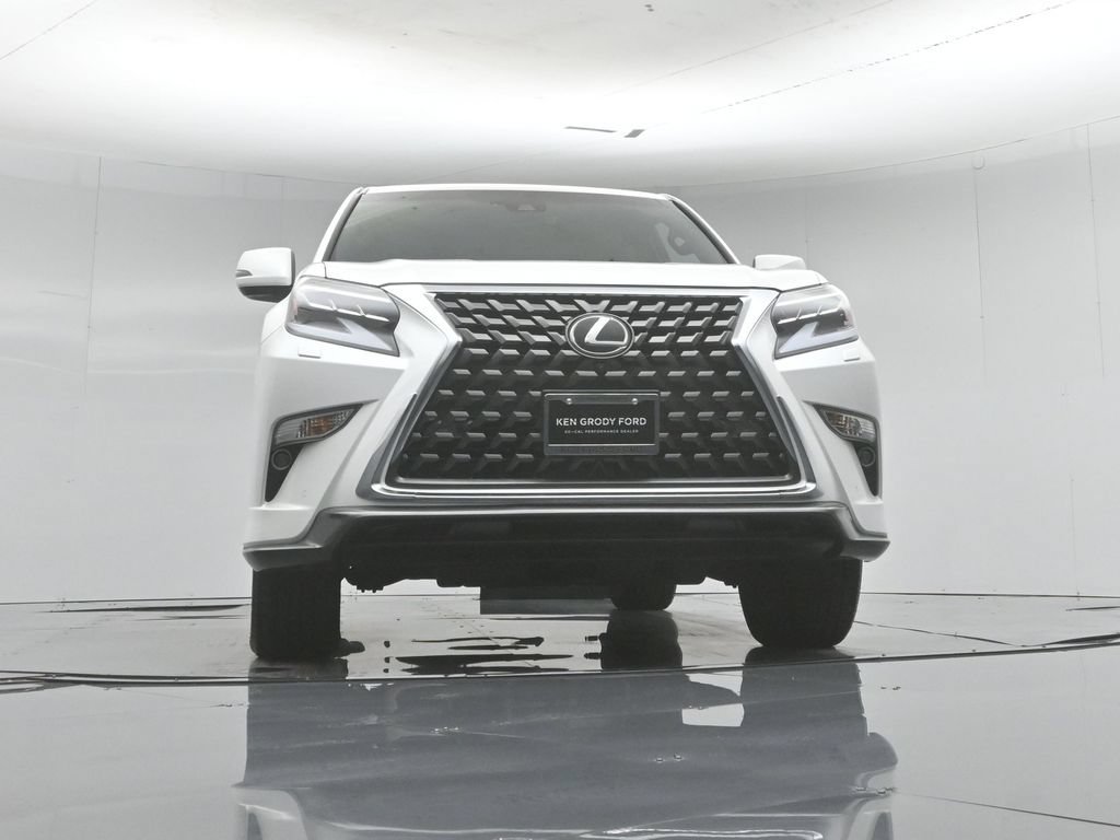 Used 2023 Lexus GX 460 Luxury w/ Sport Design Package AWD/4WD image 57