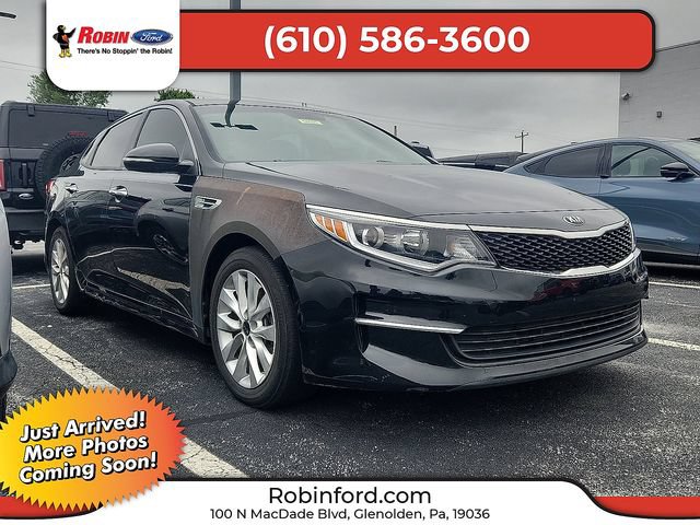 Used 2018 Kia Optima LX w/ 17" Alloy Wheels Package FWD image 3