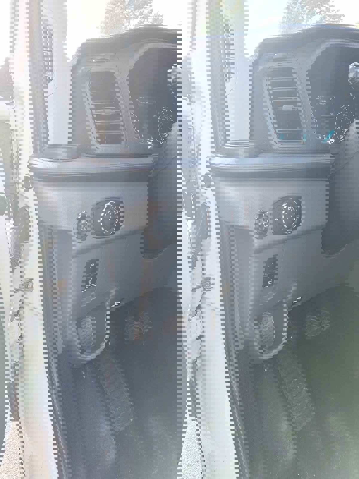 Certified 2022 Ford Transit 350 XLT image 12