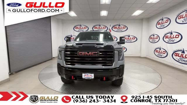 Used 2025 GMC Sierra 2500 AT4X AWD/4WD image 3