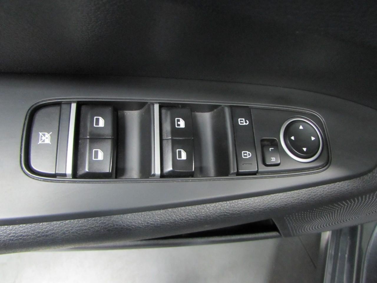 Used 2024 Kia Forte LXS FWD image 12