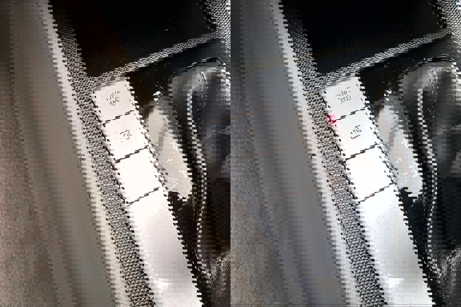 Used 2024 Hyundai Elantra SEL image 29