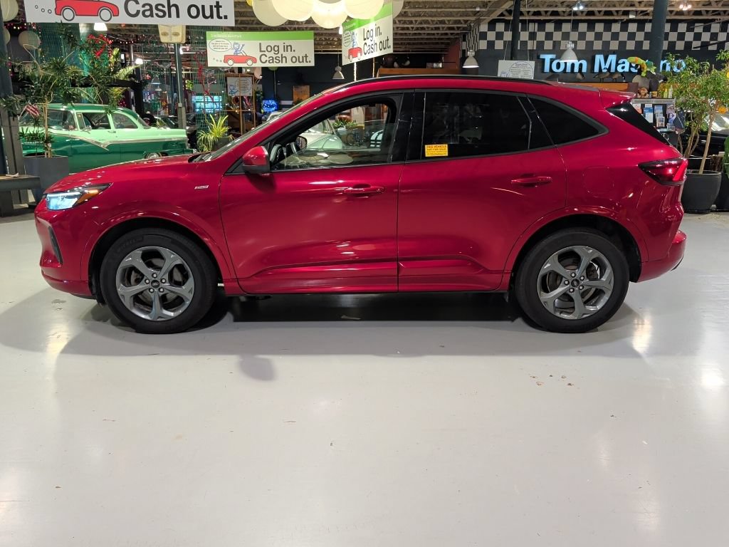 Certified 2023 Ford Escape ST-Line Select w/ Tech Pack #2 AWD/4WD image 16