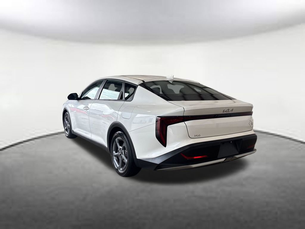 Used 2025 Kia K4 LXS FWD image 3