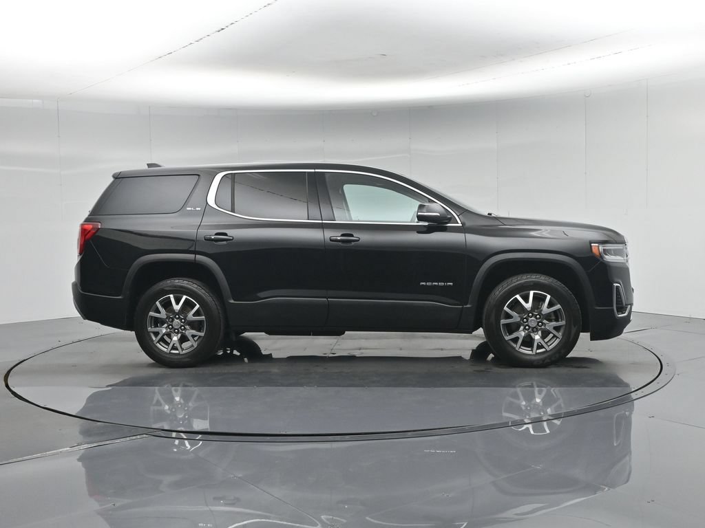Used 2022 GMC Acadia SLE FWD image 28