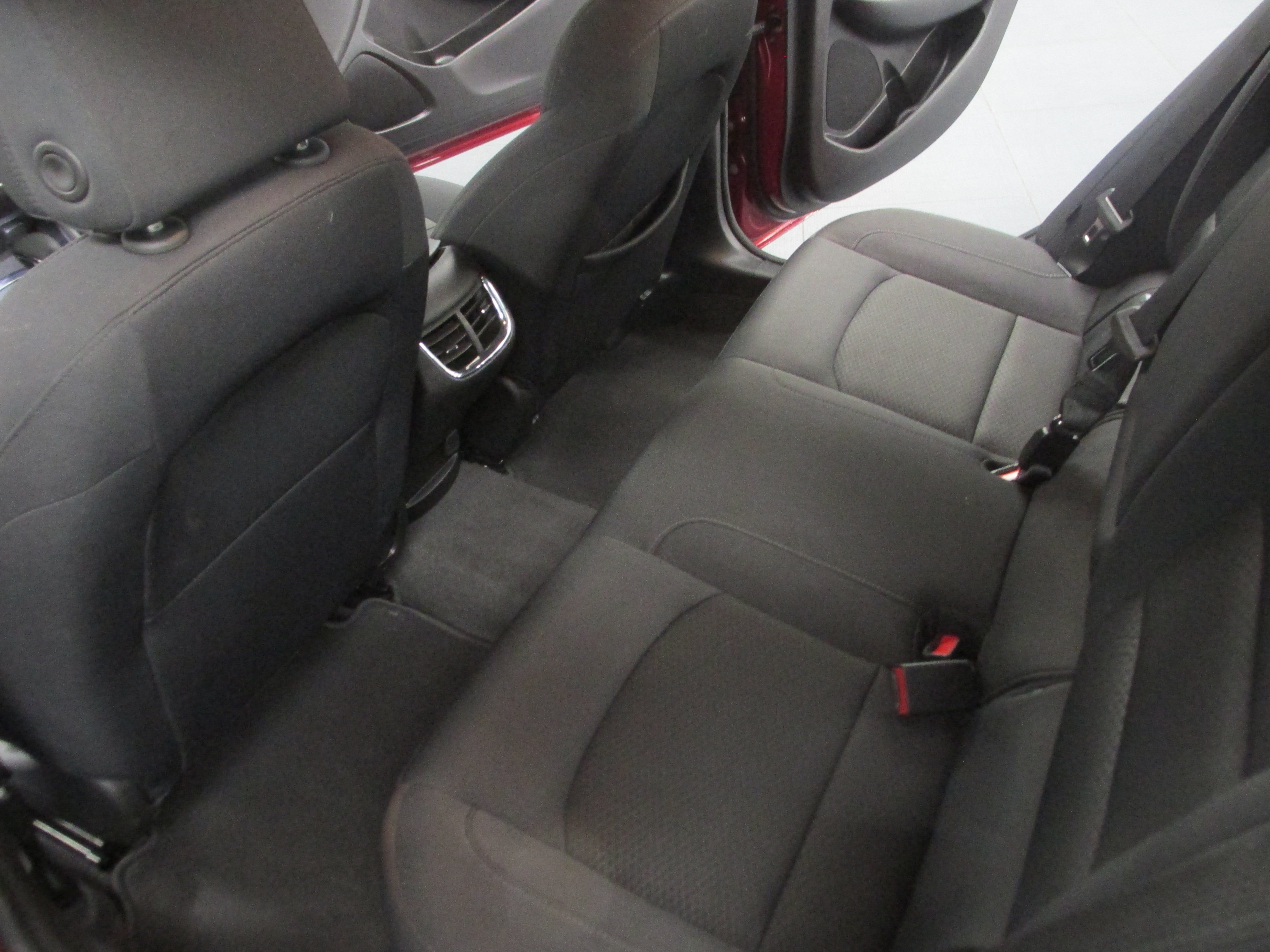 Used 2025 Chevrolet Malibu LT FWD image 24