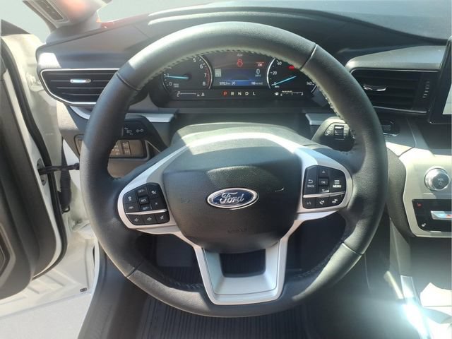 Certified 2024 Ford Explorer XLT w/ Equipment Group 202A AWD/4WD image 15