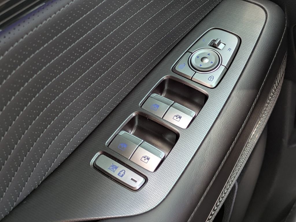 Used 2025 Hyundai Palisade Calligraphy image 27