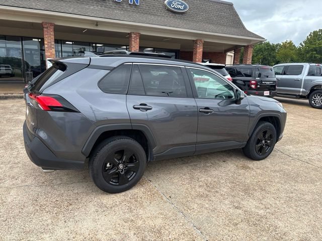 Used 2025 Toyota RAV4 XLE FWD image 5