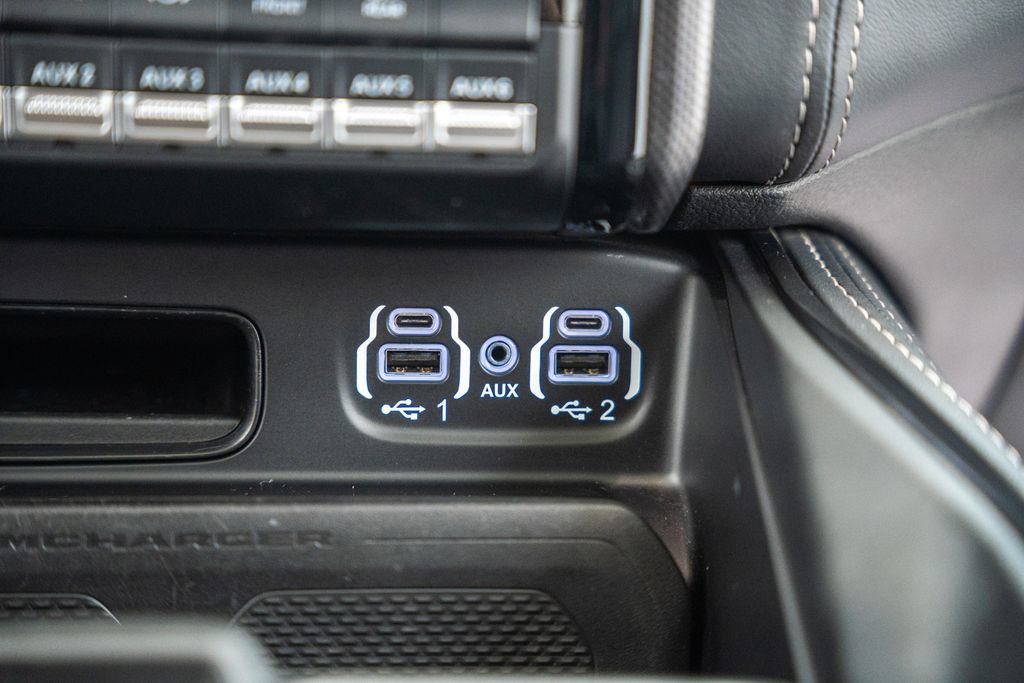 Used 2023 RAM 3500 Limited AWD/4WD image 31