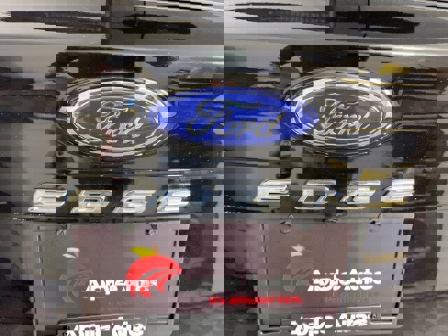 Certified 2023 Ford Edge Titanium w/ Class II Trailer Tow Package image 9