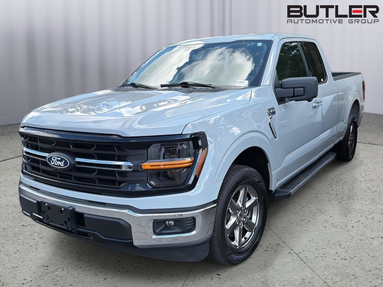 Certified 2024 Ford F150 XLT w/ Mobile Office Package RWD image 2