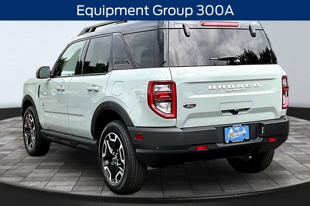 Certified 2024 Ford Bronco Sport Outer Banks w/ Tech Package AWD/4WD image 4