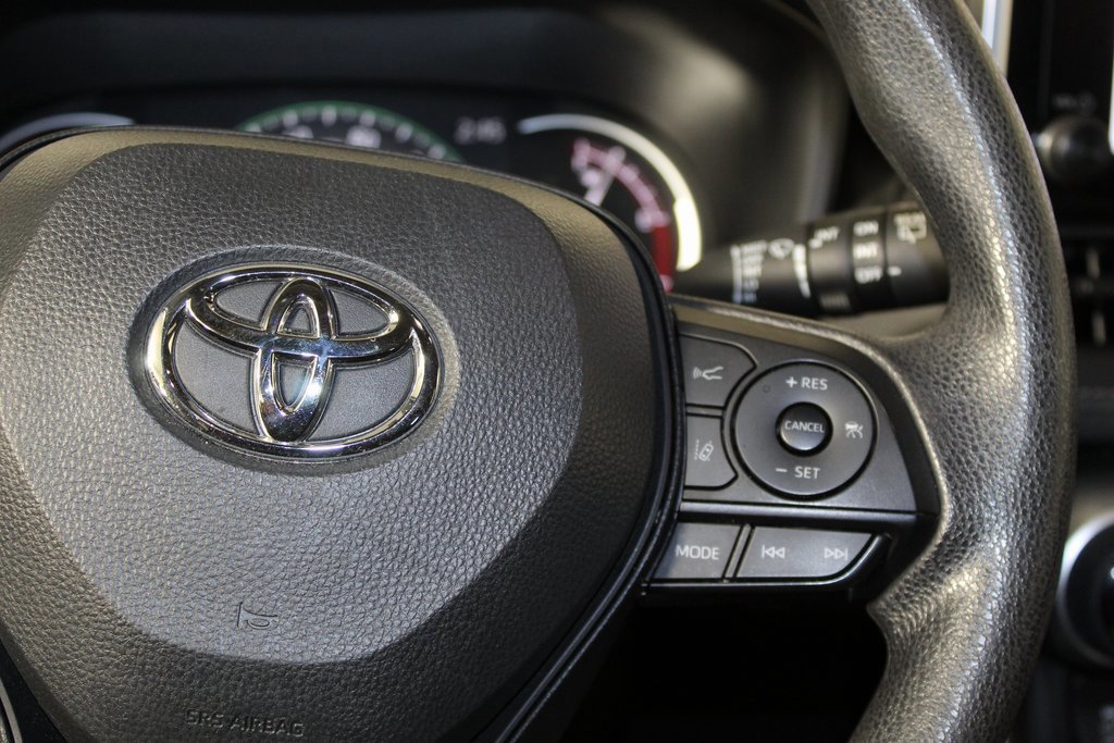 Used 2024 Toyota RAV4 XLE image 18