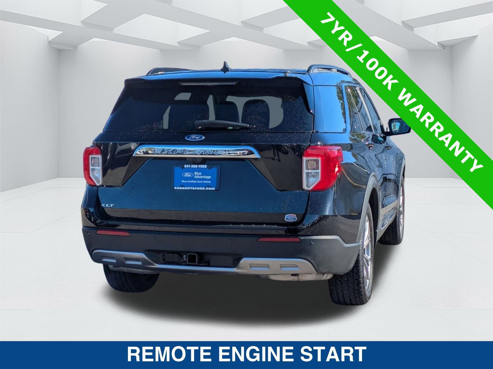 Certified 2022 Ford Explorer XLT w/ Equipment Group 202A image 4