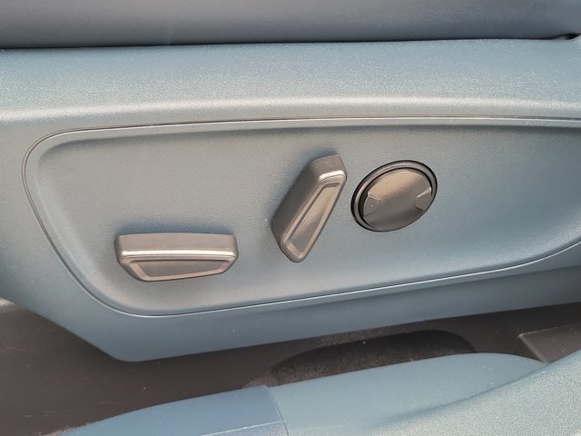 Certified 2024 Ford Maverick Lariat FWD image 19