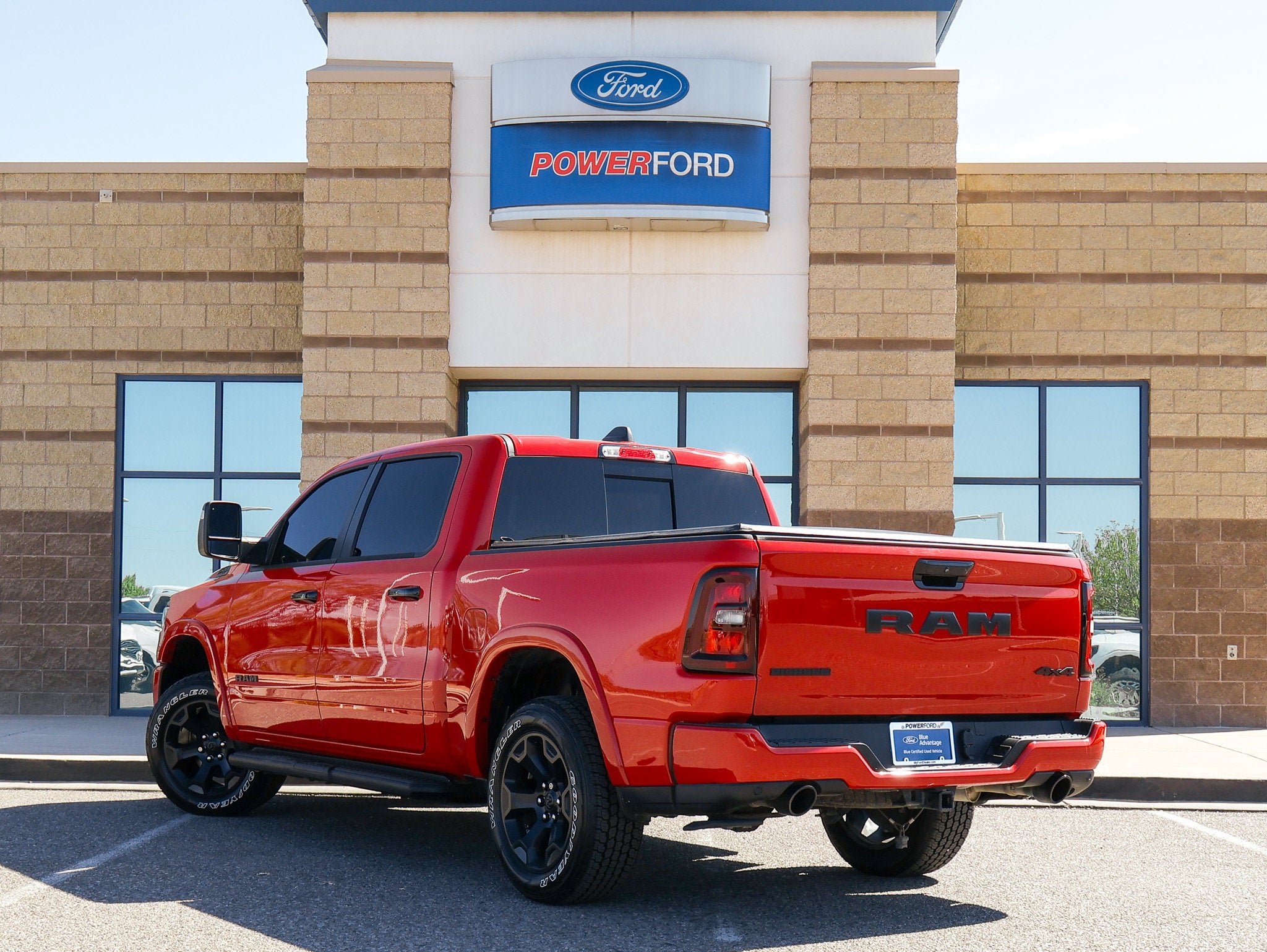 Used 2025 RAM 1500 Big Horn AWD/4WD image 8