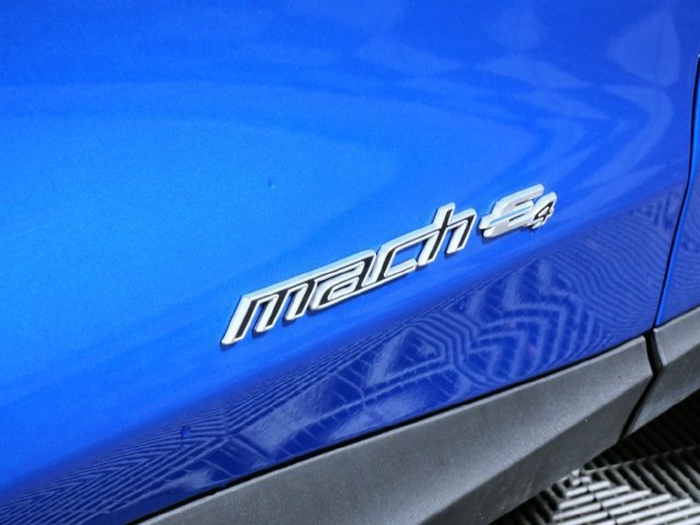 Certified 2025 Ford Mustang Mach-E Premium AWD/4WD image 9