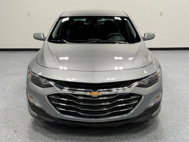Used 2025 Chevrolet Malibu LT FWD image 4