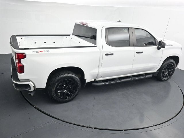 Used 2025 Chevrolet Silverado 1500 Custom w/ Turbomax Blackout Package AWD/4WD image 29