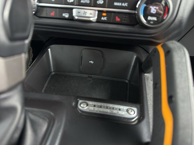 Certified 2024 Ford Bronco Badlands w/ Sasquatch Package image 27