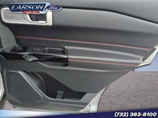 Certified 2023 Ford Explorer ST-Line w/ Class IV Trailer Tow Package AWD/4WD image 11