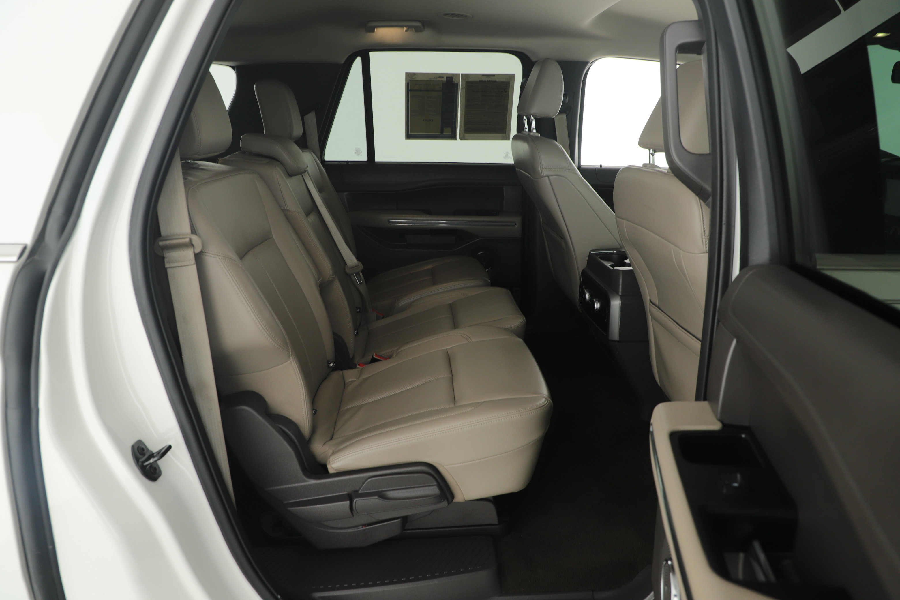 Certified 2021 Ford Expedition Max XLT image 14